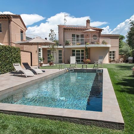 Casa Maraviglia Villa Лука Екстериор снимка